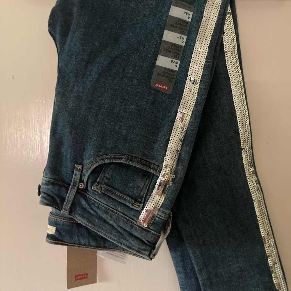 LEVIS JEANS - Picture 6 of 6
